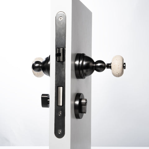 Donut-Shaped Door Handle