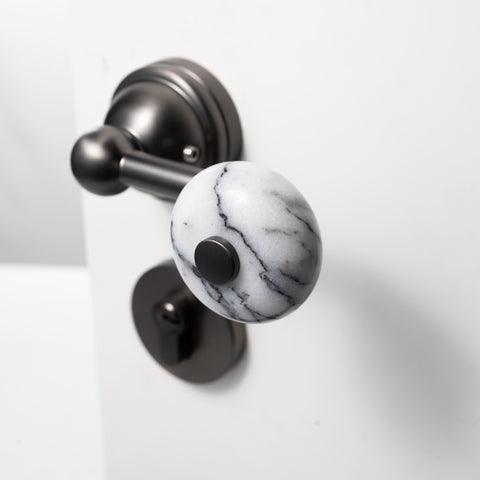 Donut-Shaped Door Handle