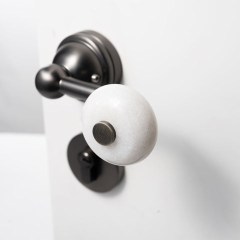 Donut-Shaped Door Handle