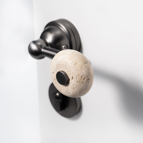 Donut-Shaped Door Handle