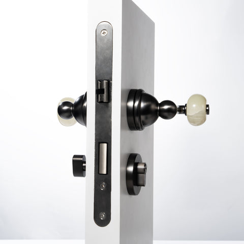 Donut-Shaped Door Handle