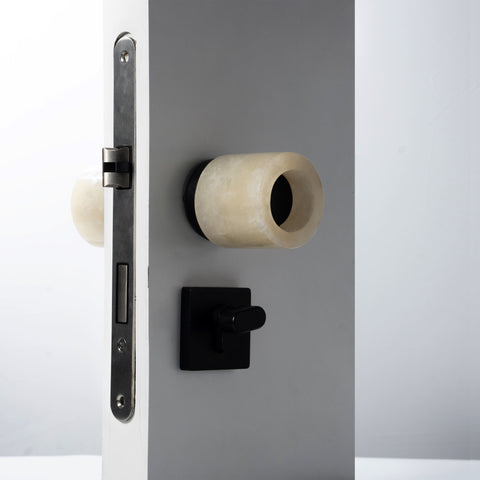 Ring-Shaped Door Handle