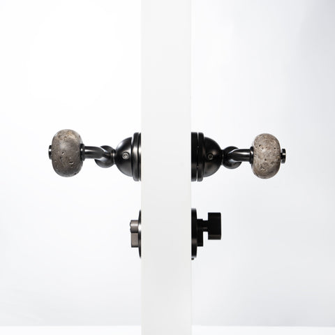 Donut-Shaped Door Handle